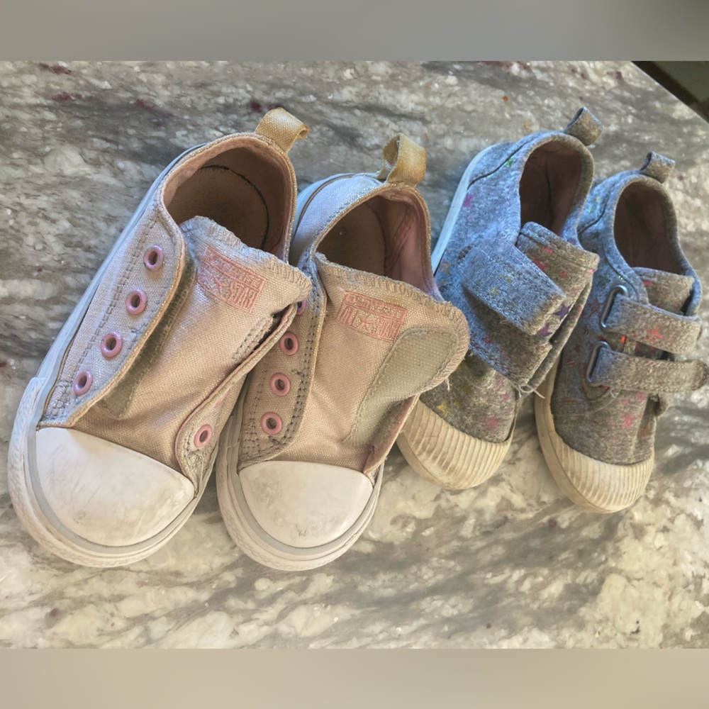 Converse and sneaker bundle 🌸